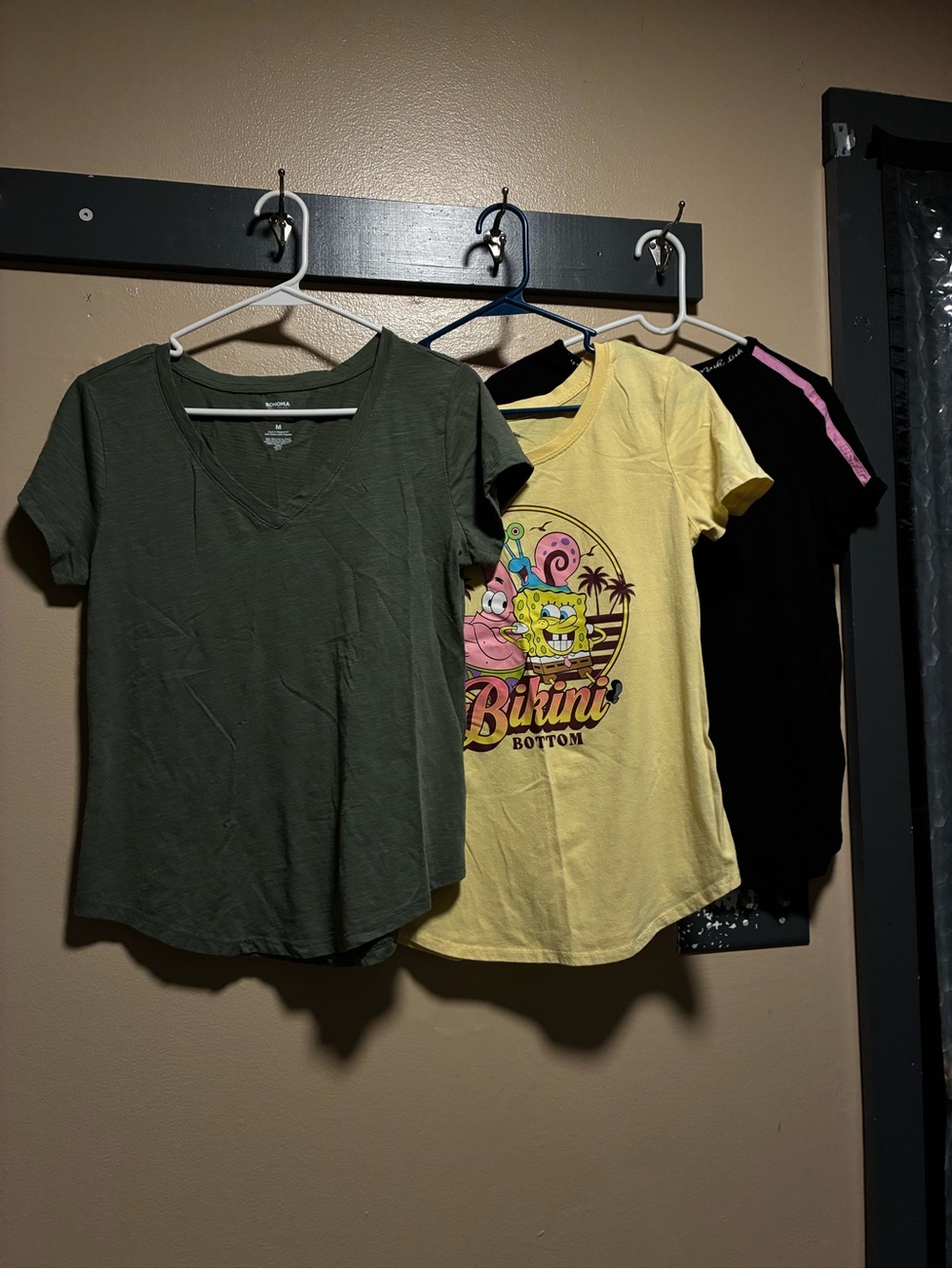 Woman’s tee bundle